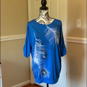 Beautiful women’s cold shoulder top, XXL